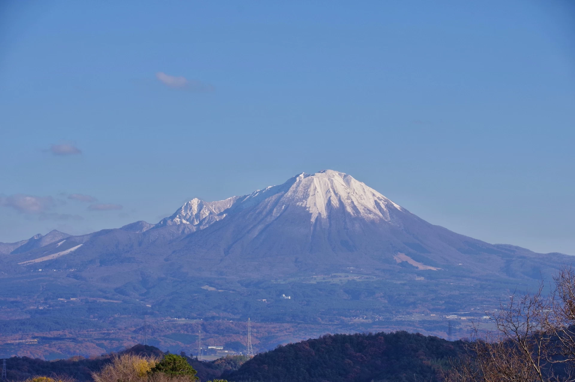 晴れた日には大山も眺められる