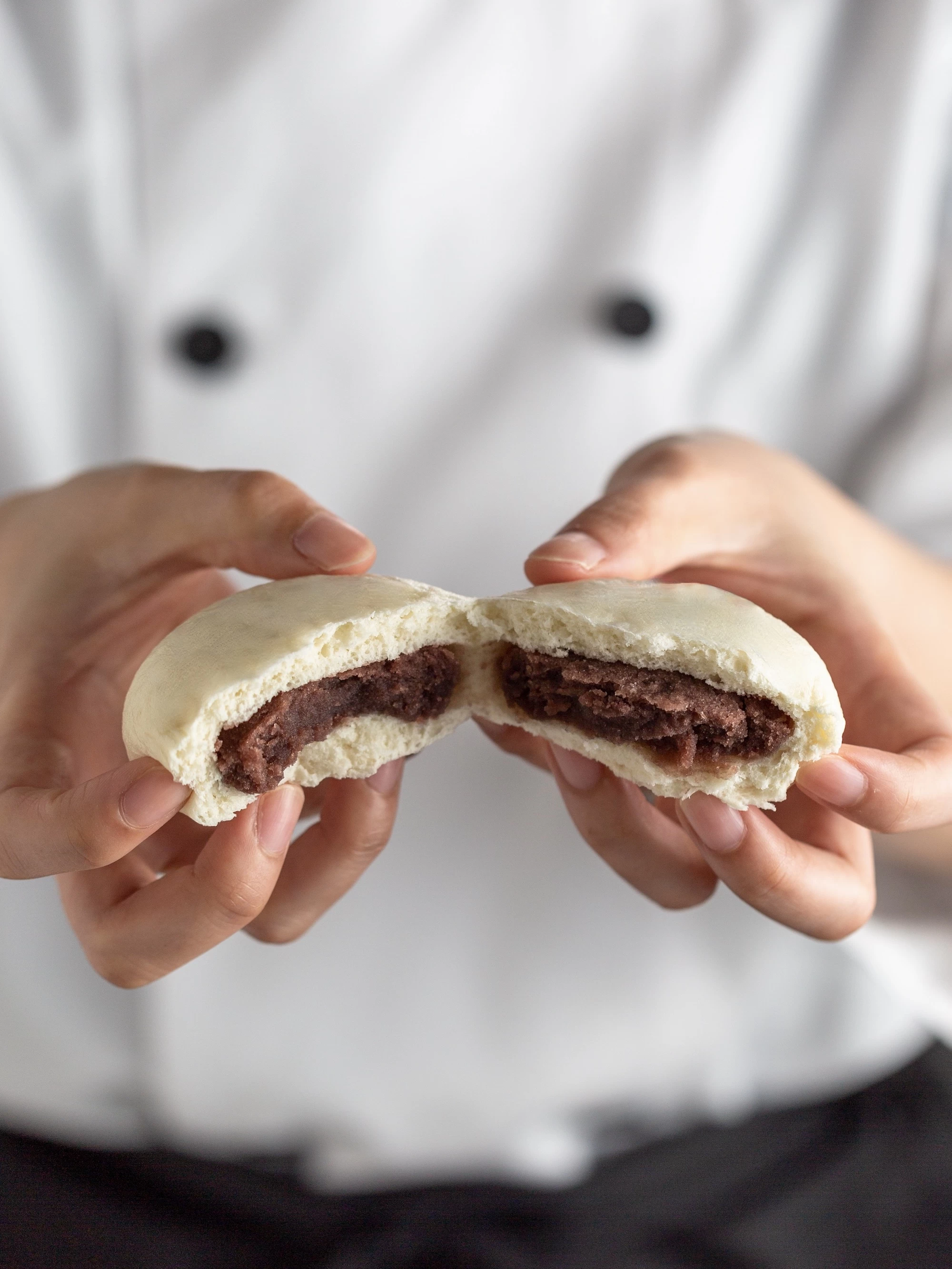 厳選した昔ながらの製法と素材を使用