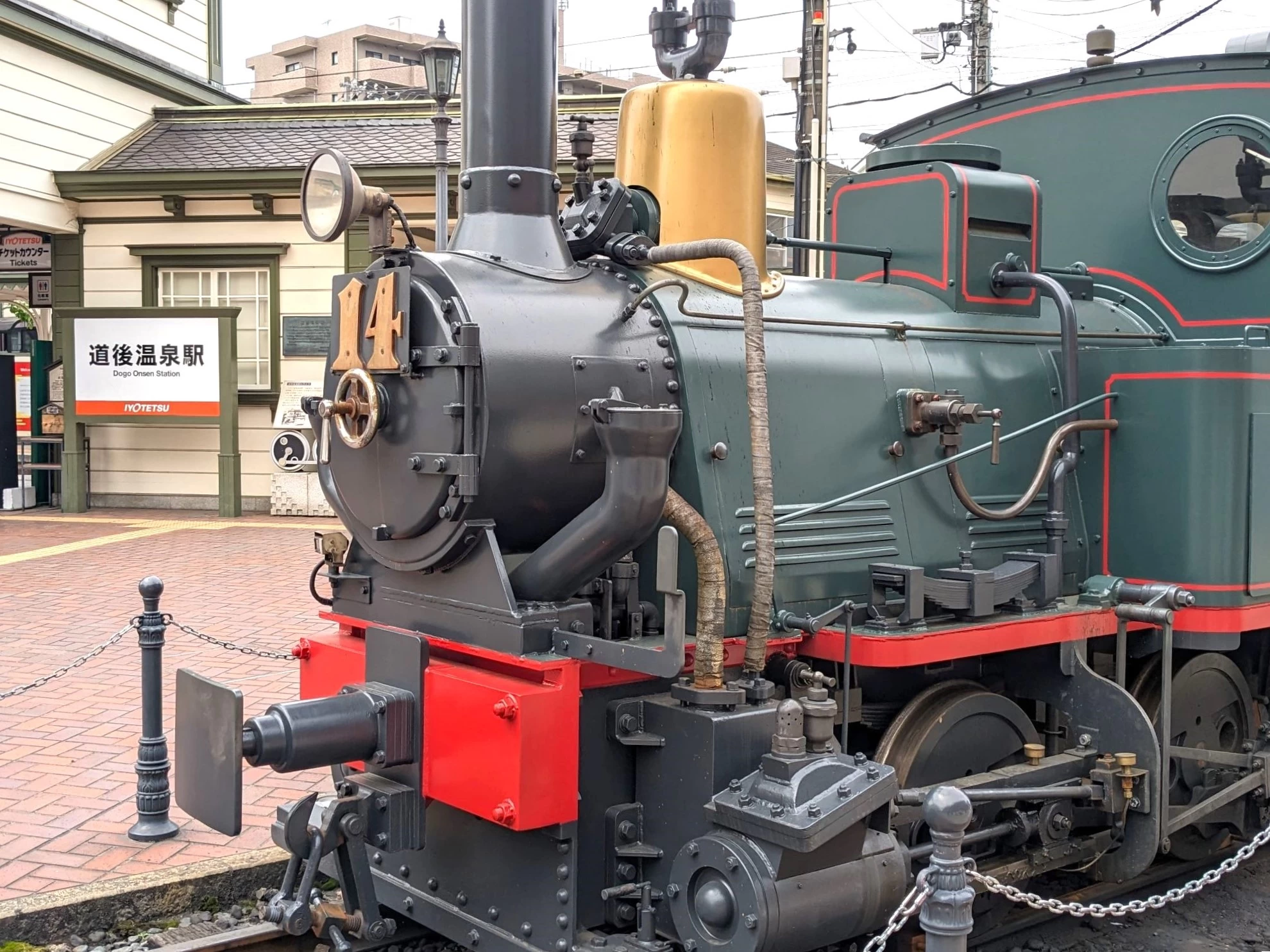 展示されている坊っちゃん列車復元機（現地にて撮影）