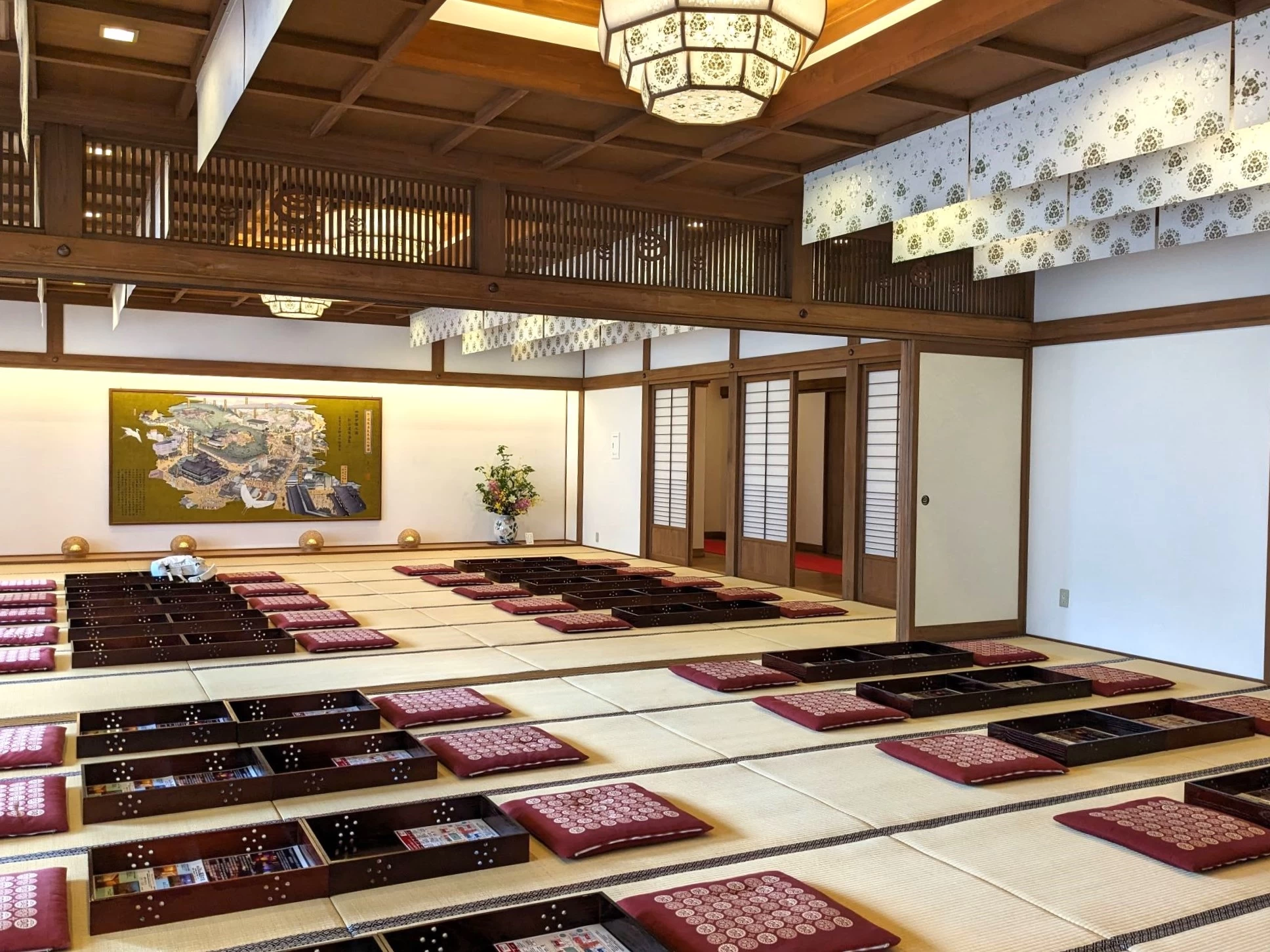 2階大広間休憩室（現地にて撮影）