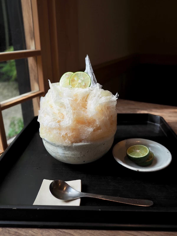 かき氷（和三盆すだち）