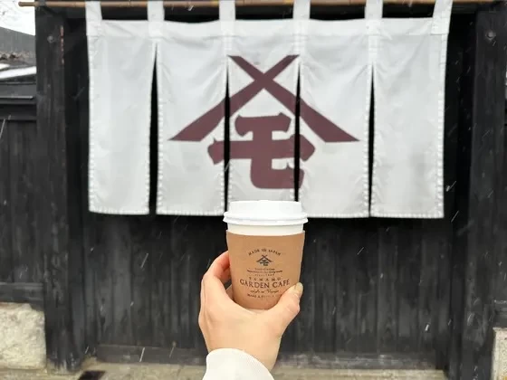 テイクアウト可能なドリンクやスイーツも