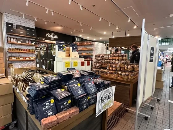 2024年2月にオープンした南部せんべいのお店