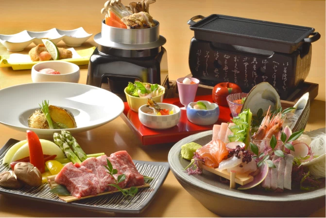 地場産、道産の食材で旬を味わえる和洋会席膳