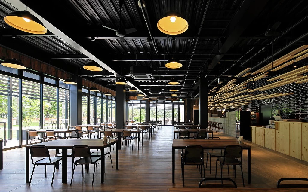 カフェ・レストラン