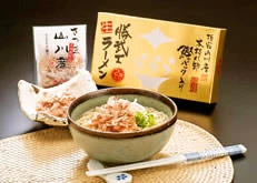 大人気のお土産用「勝武士ラーメン」