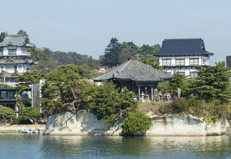 海上からの五大堂