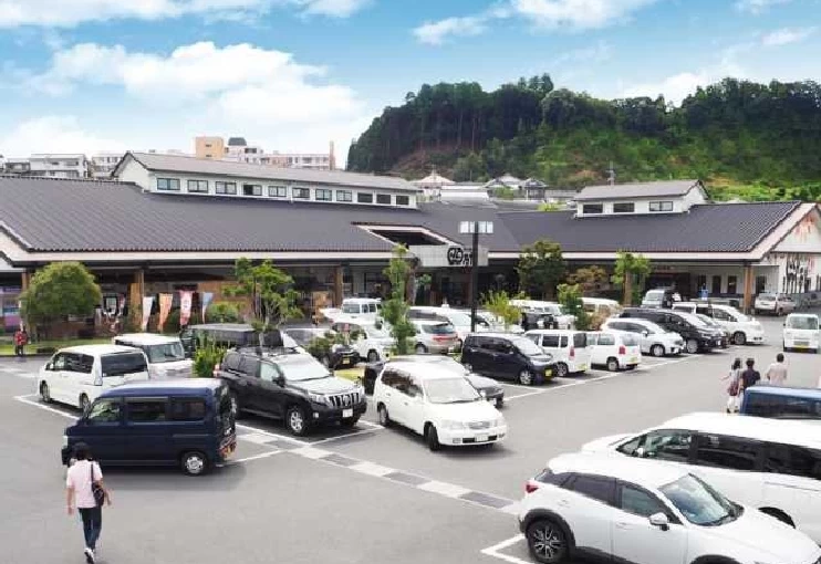 物産館サンリバー四万十②