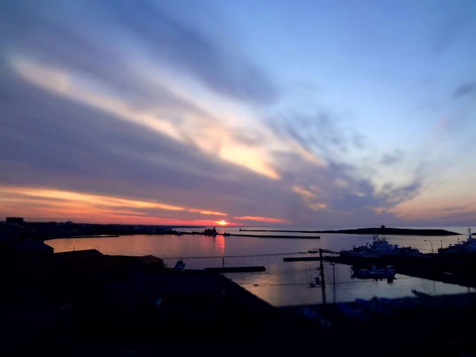 展望台から望む、本土一早い夕陽