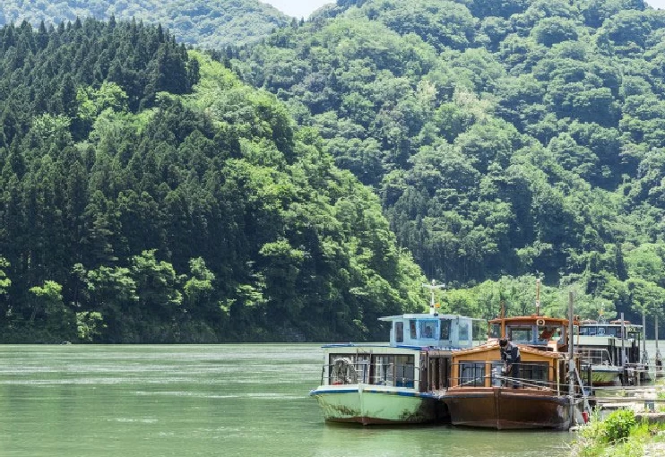 遊覧船の船着き場