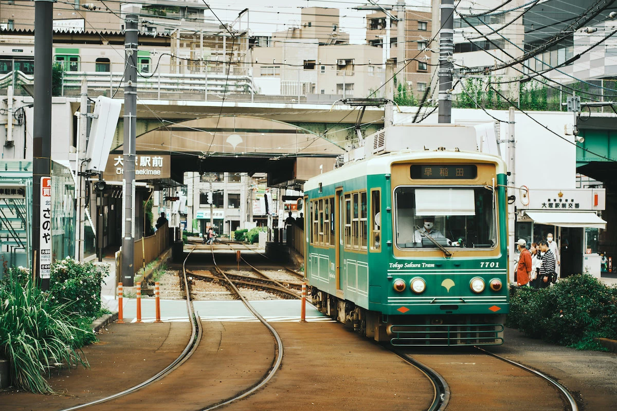 山手線と都電が唯一交わる街