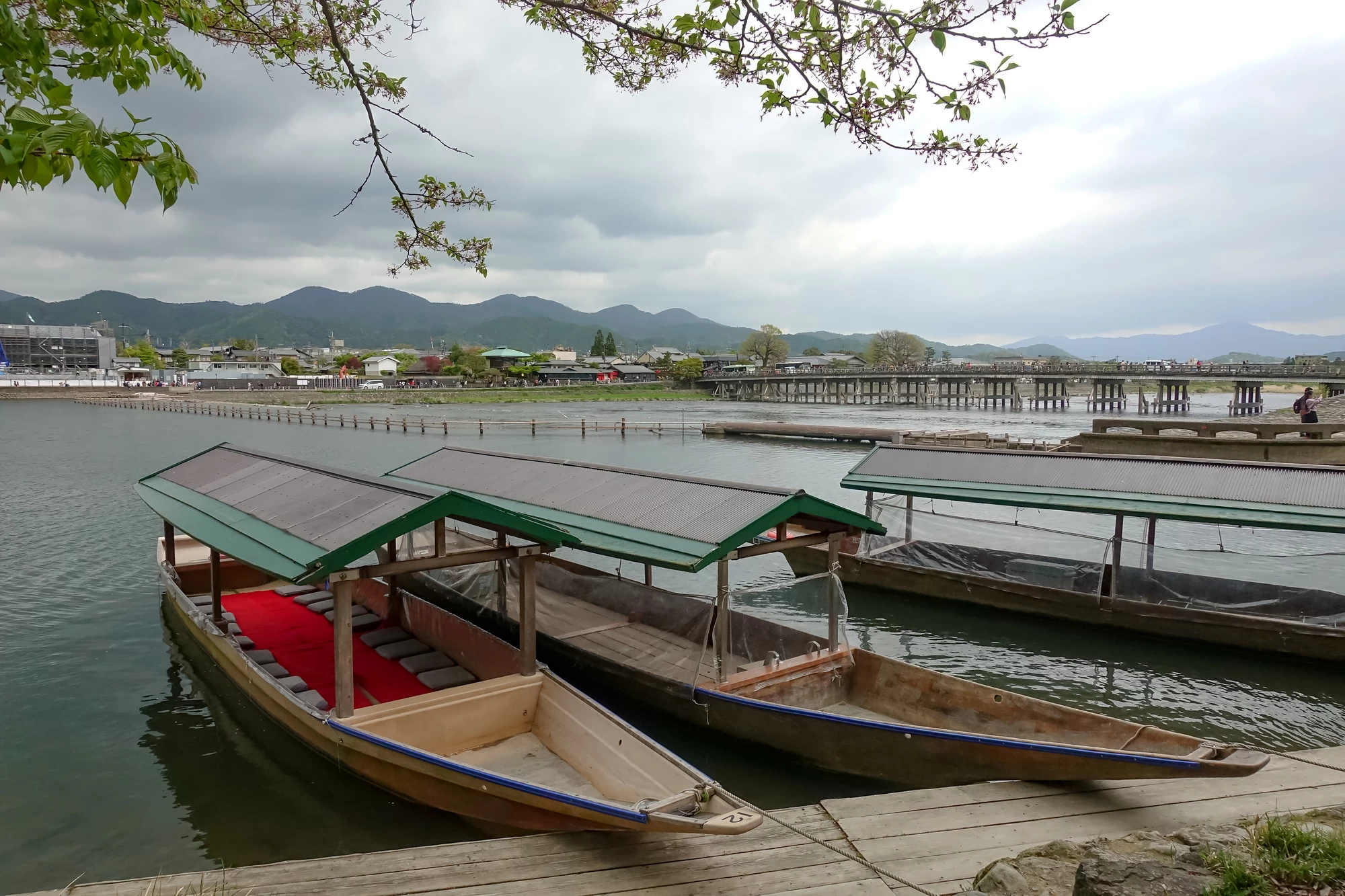 遊覧船や貸しボートで思い出づくり