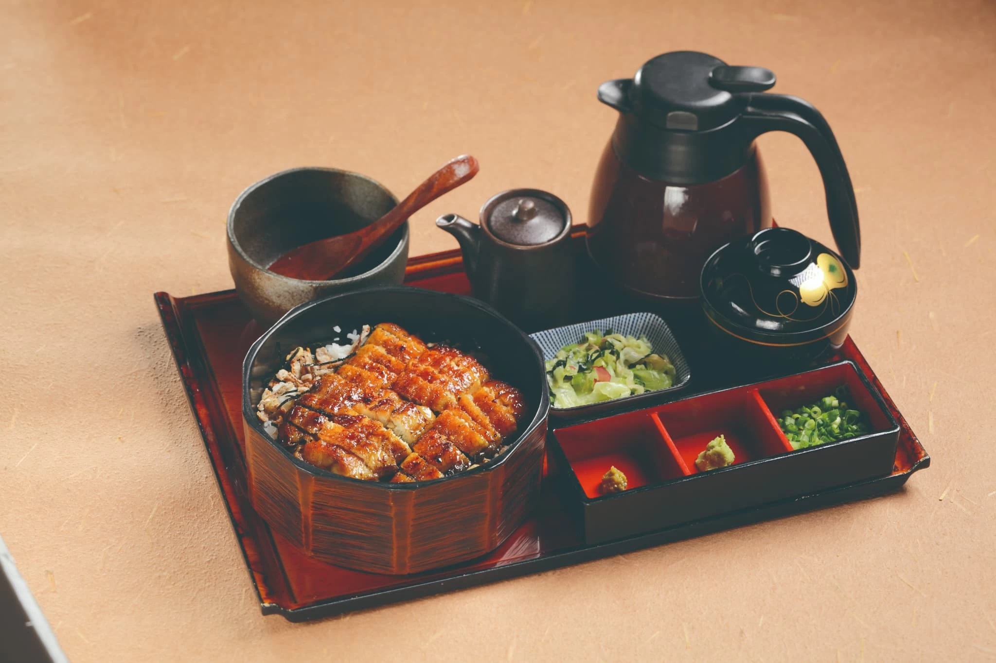 焦がしねぎひつまぶし