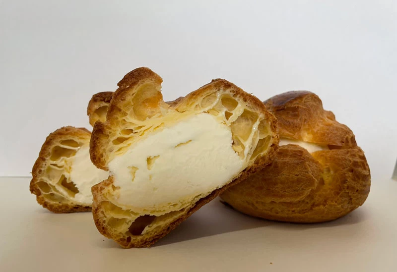 中はふんわりクリーム