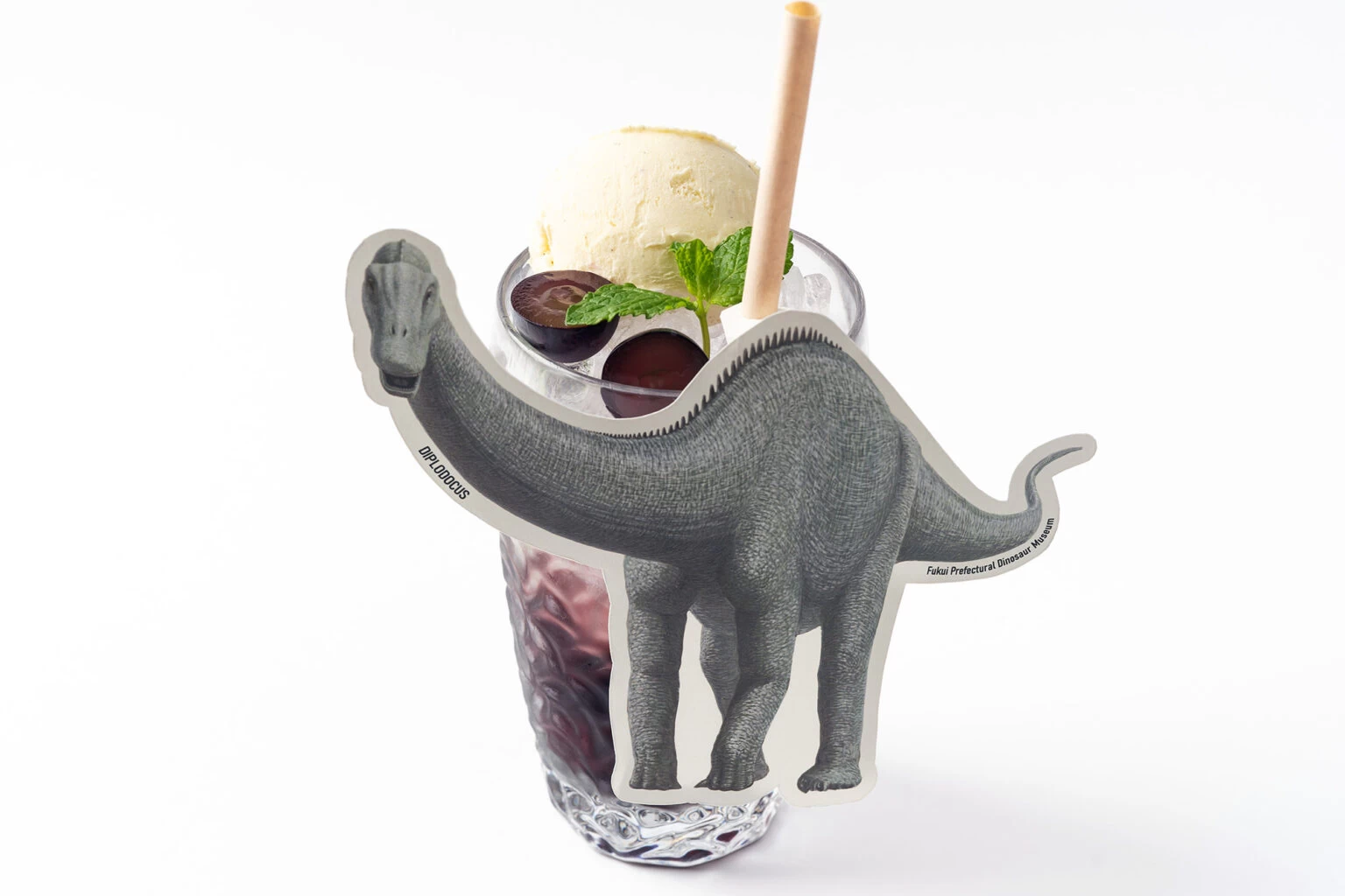 ディプロドクスのクリームソーダ（2024年11月4日までの期間限定）