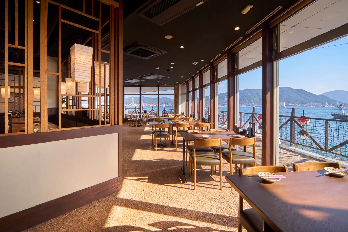 絶景を眺めながら食事を①