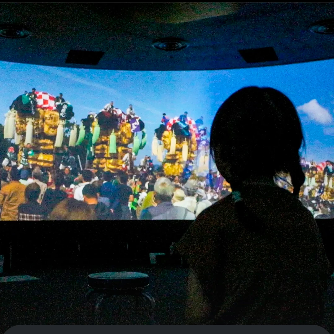 シアターで太鼓祭りを体感