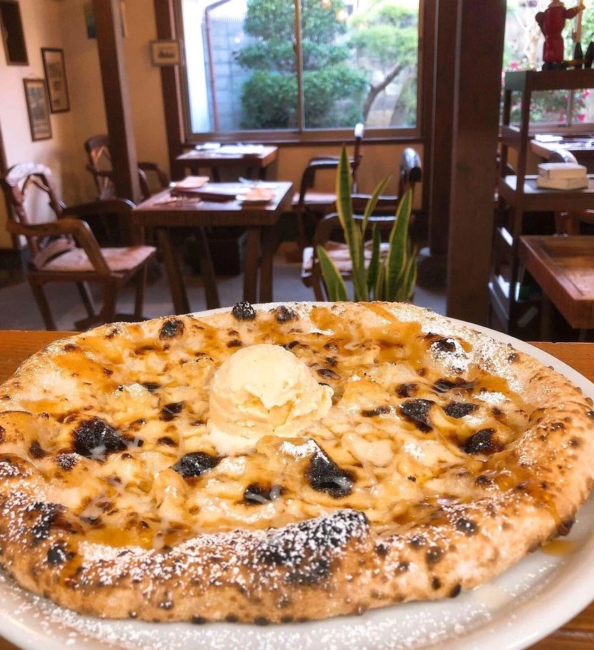 秋限定の栗のピッツァ