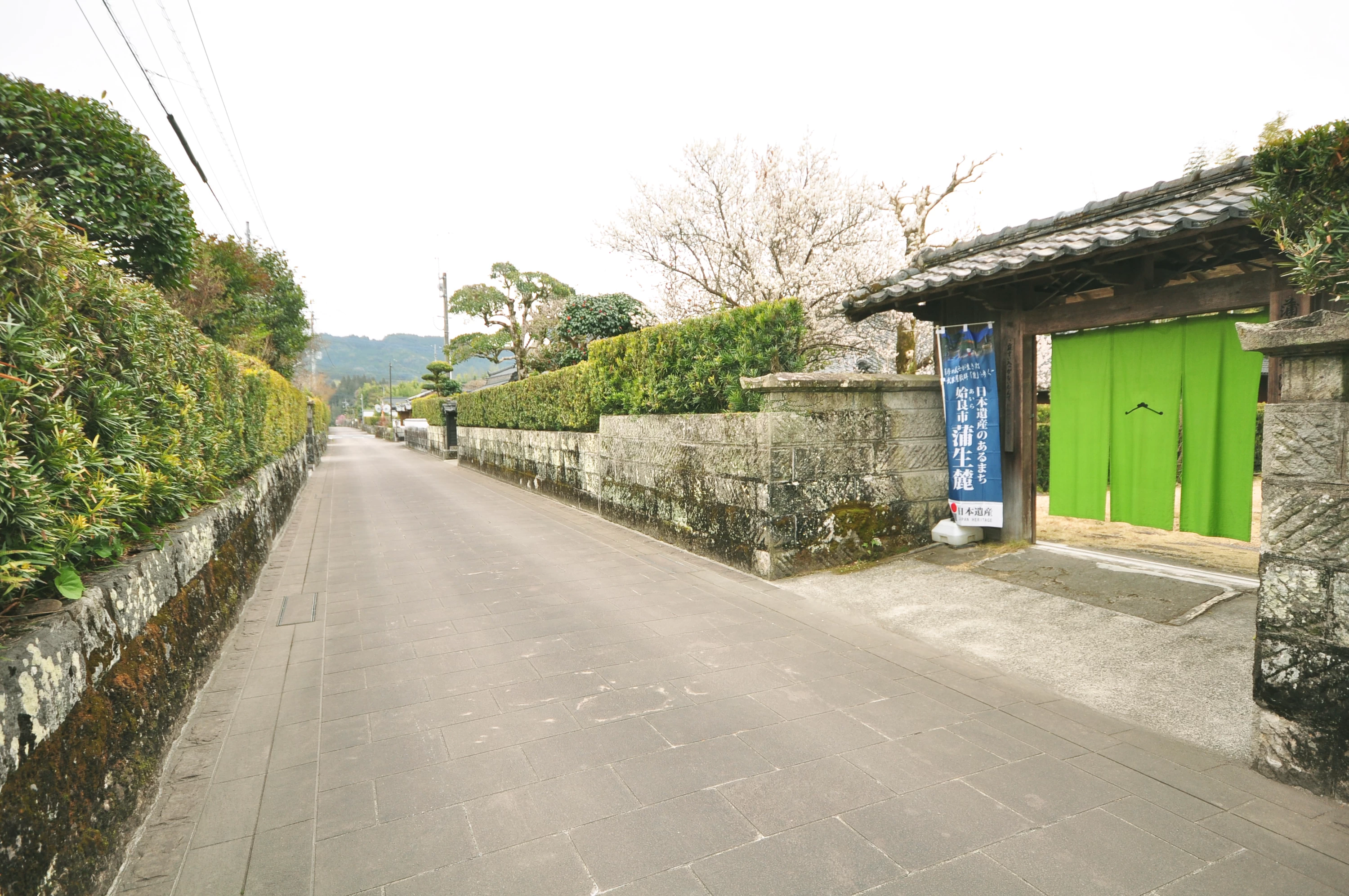 武家屋敷を生かしたカフェも