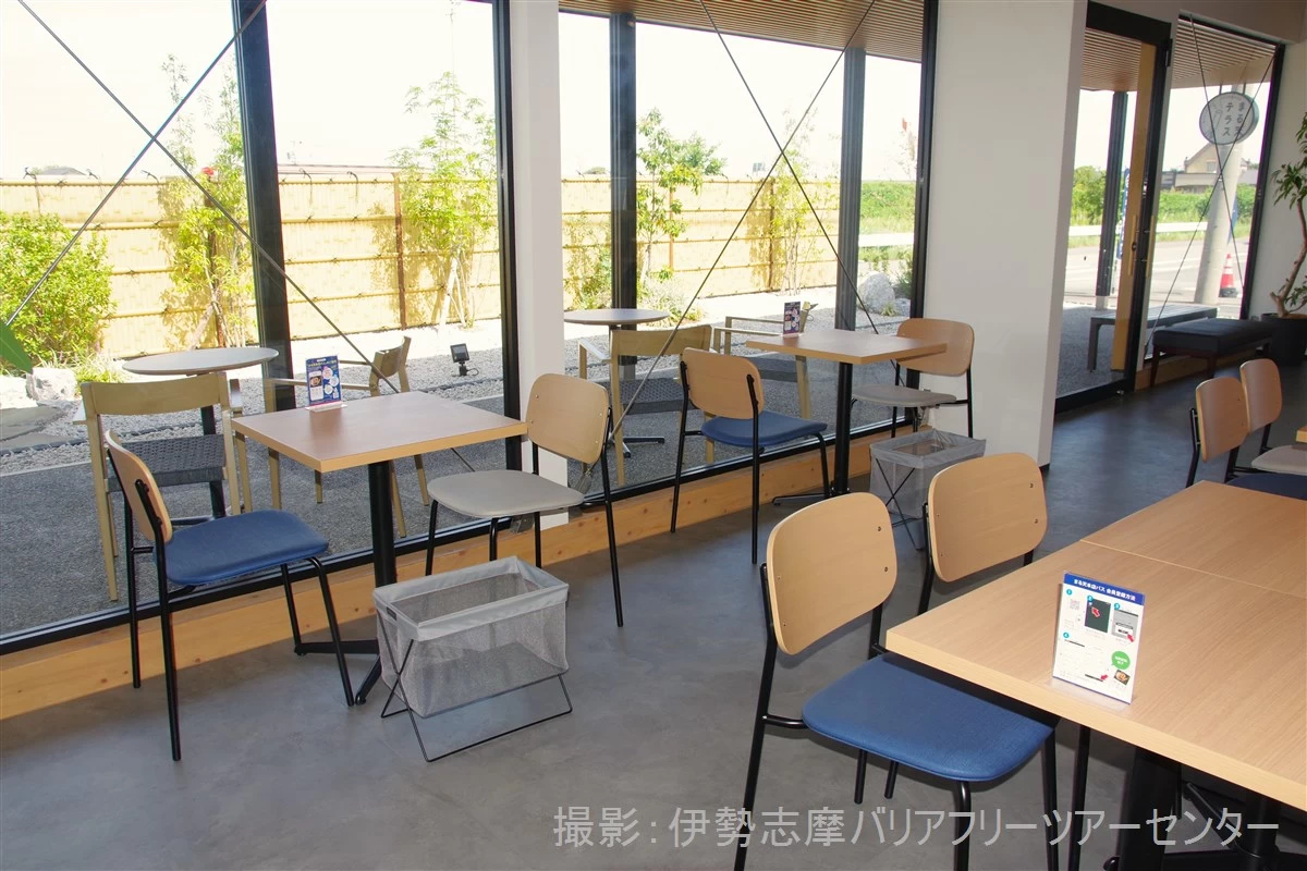 イートインスペース（現地にて撮影）