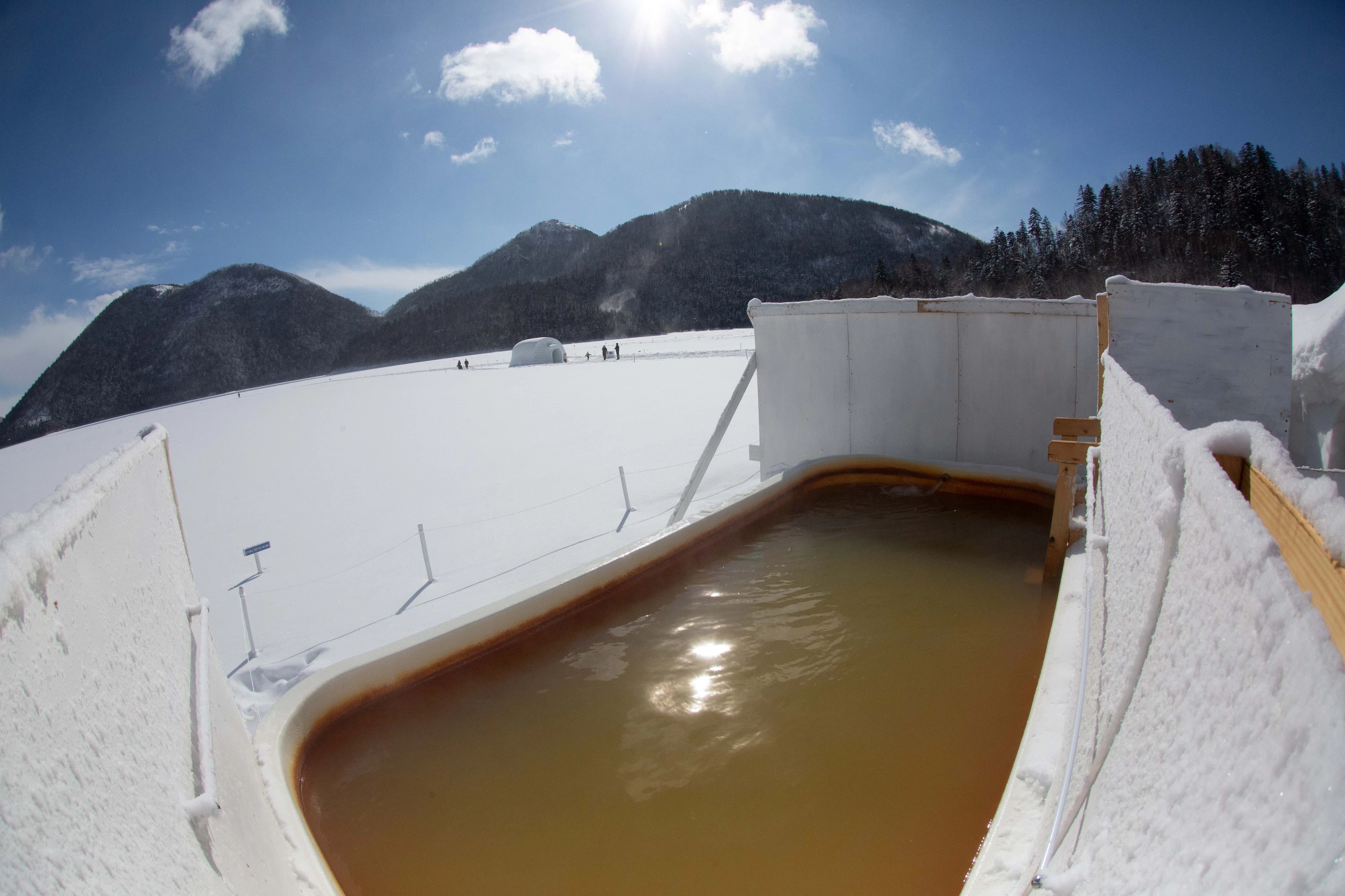 氷上露天風呂