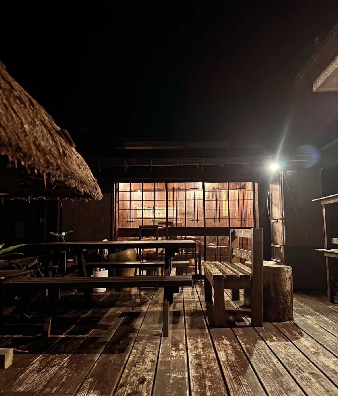 古民家を活かした店内