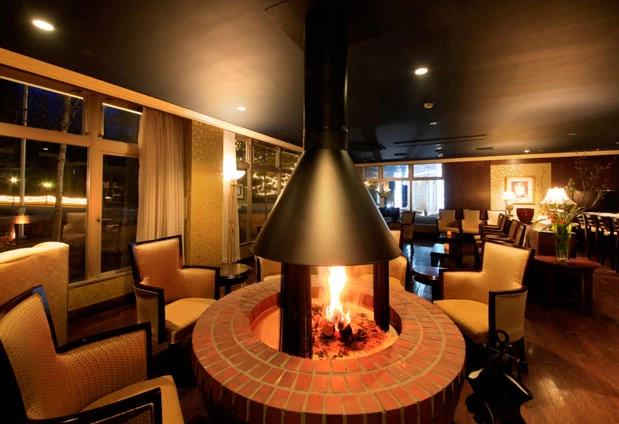 居心地のよいラウンジ「ボルサリーノ」