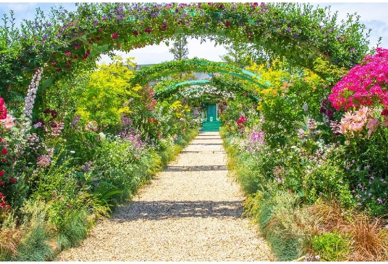 花の美術館・バラの大アーチ
