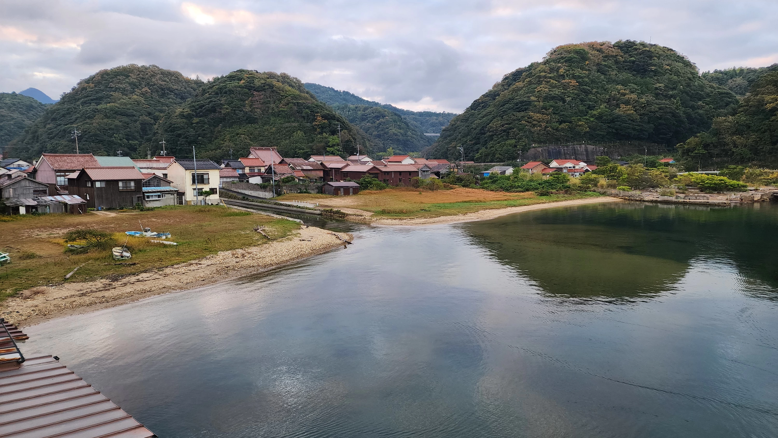 部屋からの眺め（現地にて撮影）