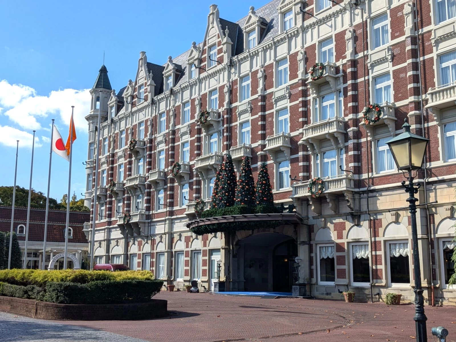 ホテル外観（現地にて撮影）