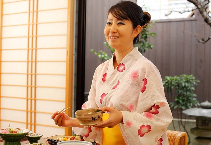 昔ながらの部屋食というもてなし