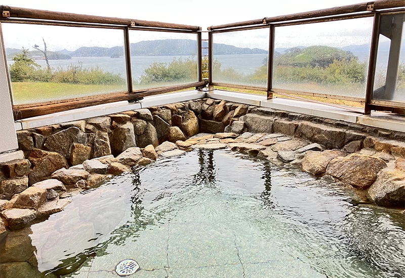 開放的な露天風呂