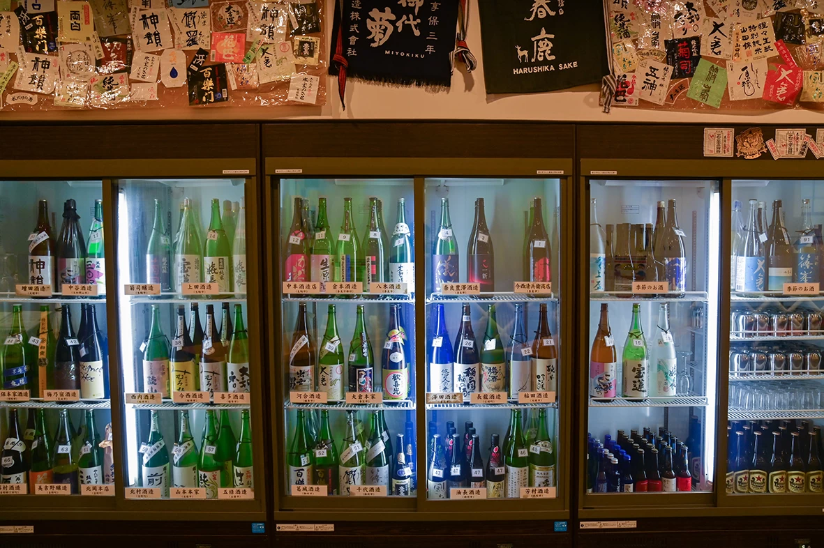 銘酒が並ぶ様子