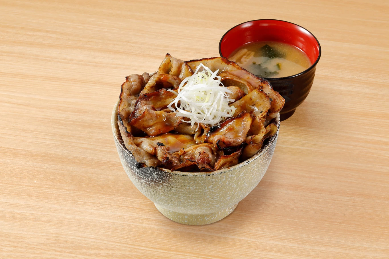 うすいファーム「あつぎ豚の炙り豚丼」