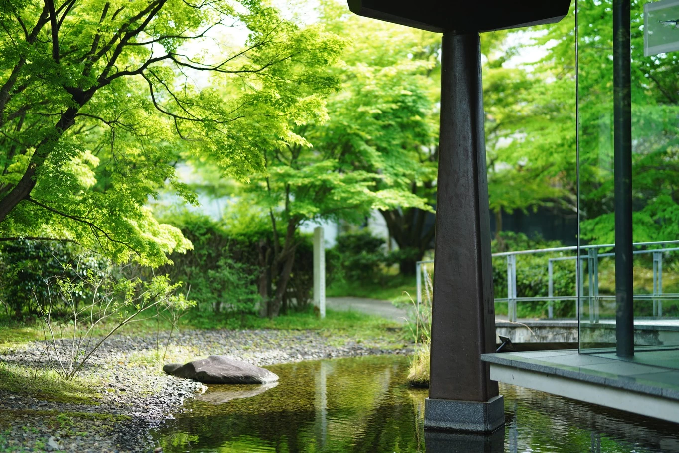 雲上茶寮の外は一面の緑