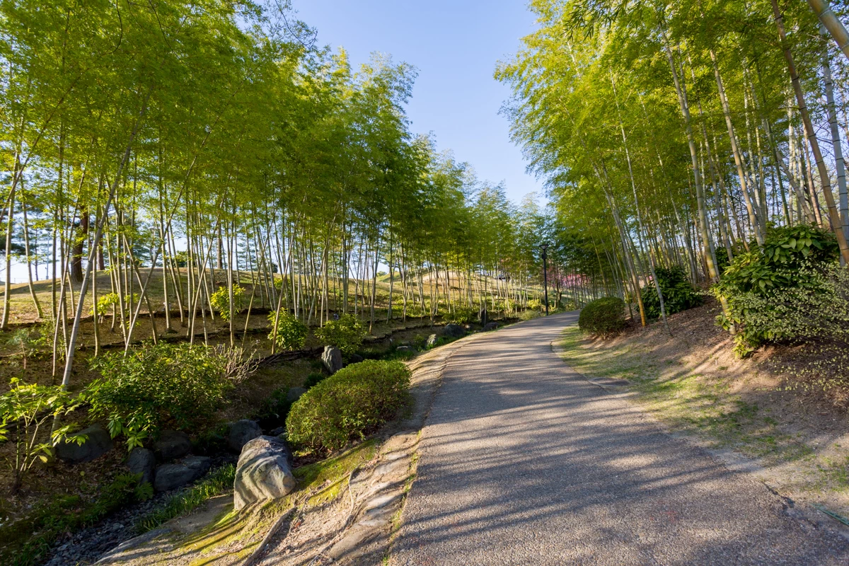 里山の風情を感じさせる「谷あい」