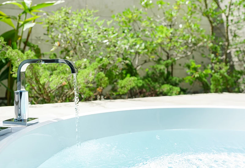 非日常の時間を過ごす露天風呂