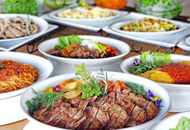 昼食ビュッフェ