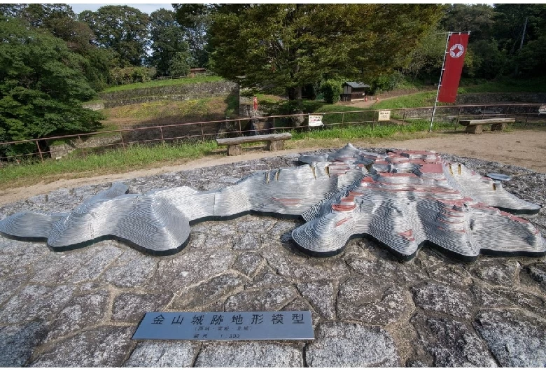 金山城の模型も