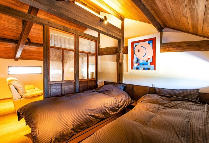 コンパクトな洋室「白浜」「風穴」