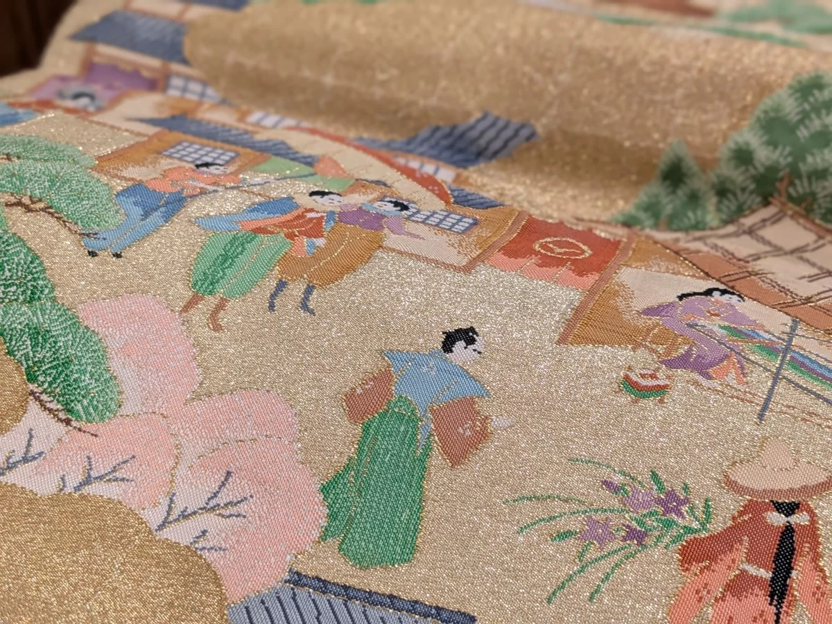 綴れ織りの帯（現地にて撮影）