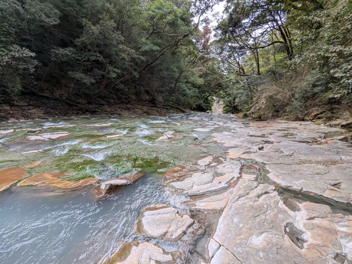 上流の千畳敷（現地にて撮影）
