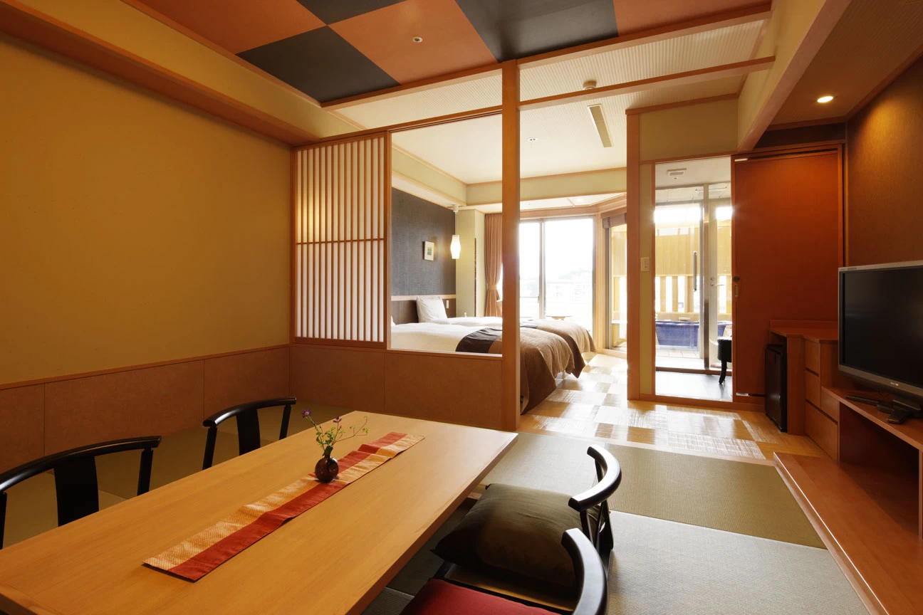 客室 別邸峰の界露天風呂付和モダン和洋室