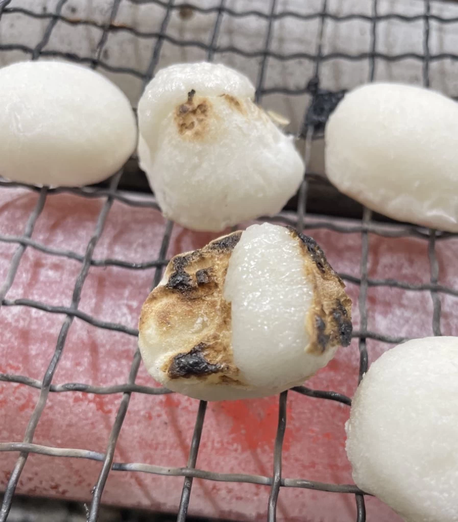 焼いている、焼いてる……