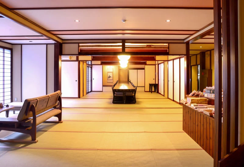 しなの荘のロビー