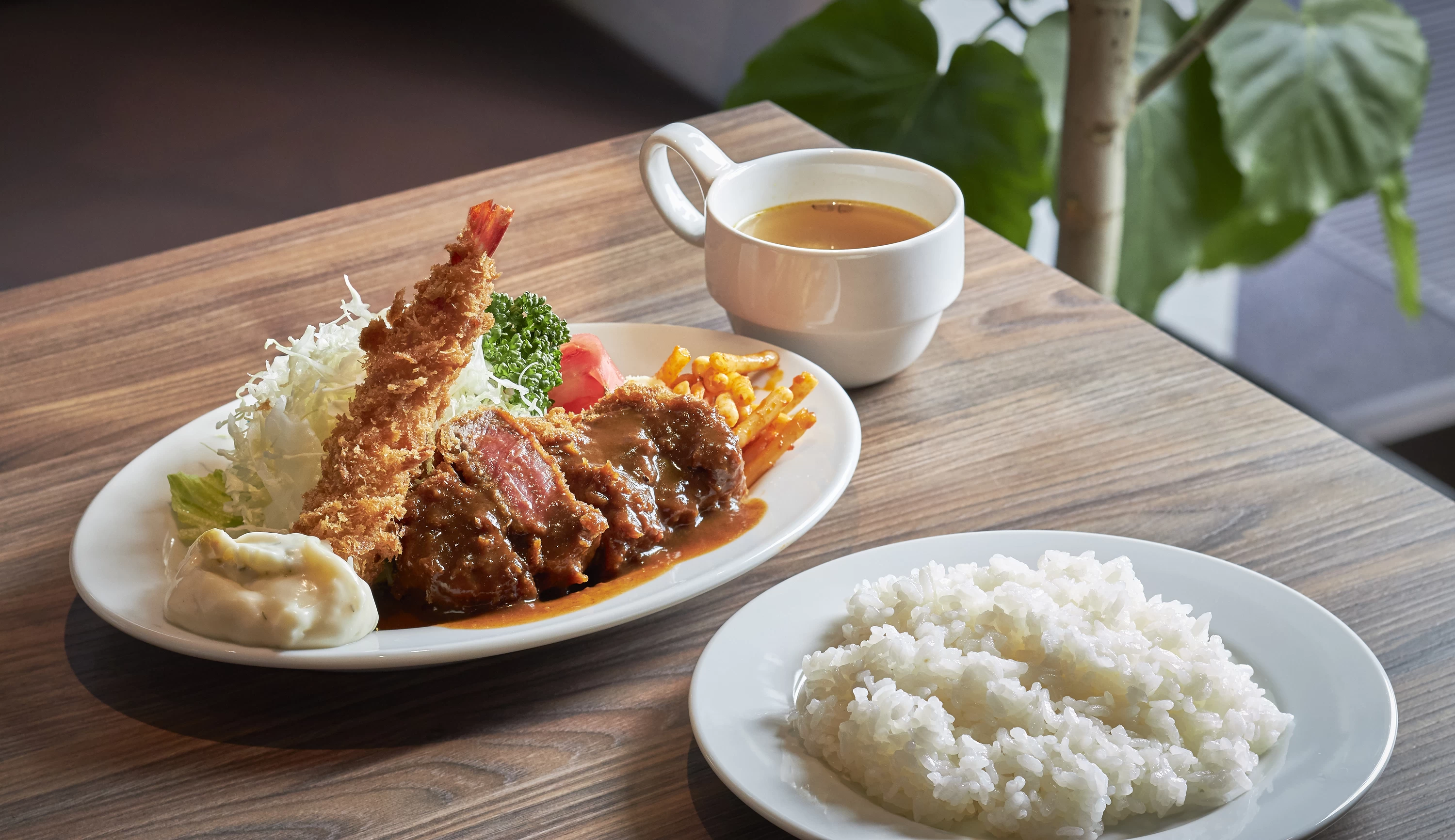 ヘレカツえびすセット