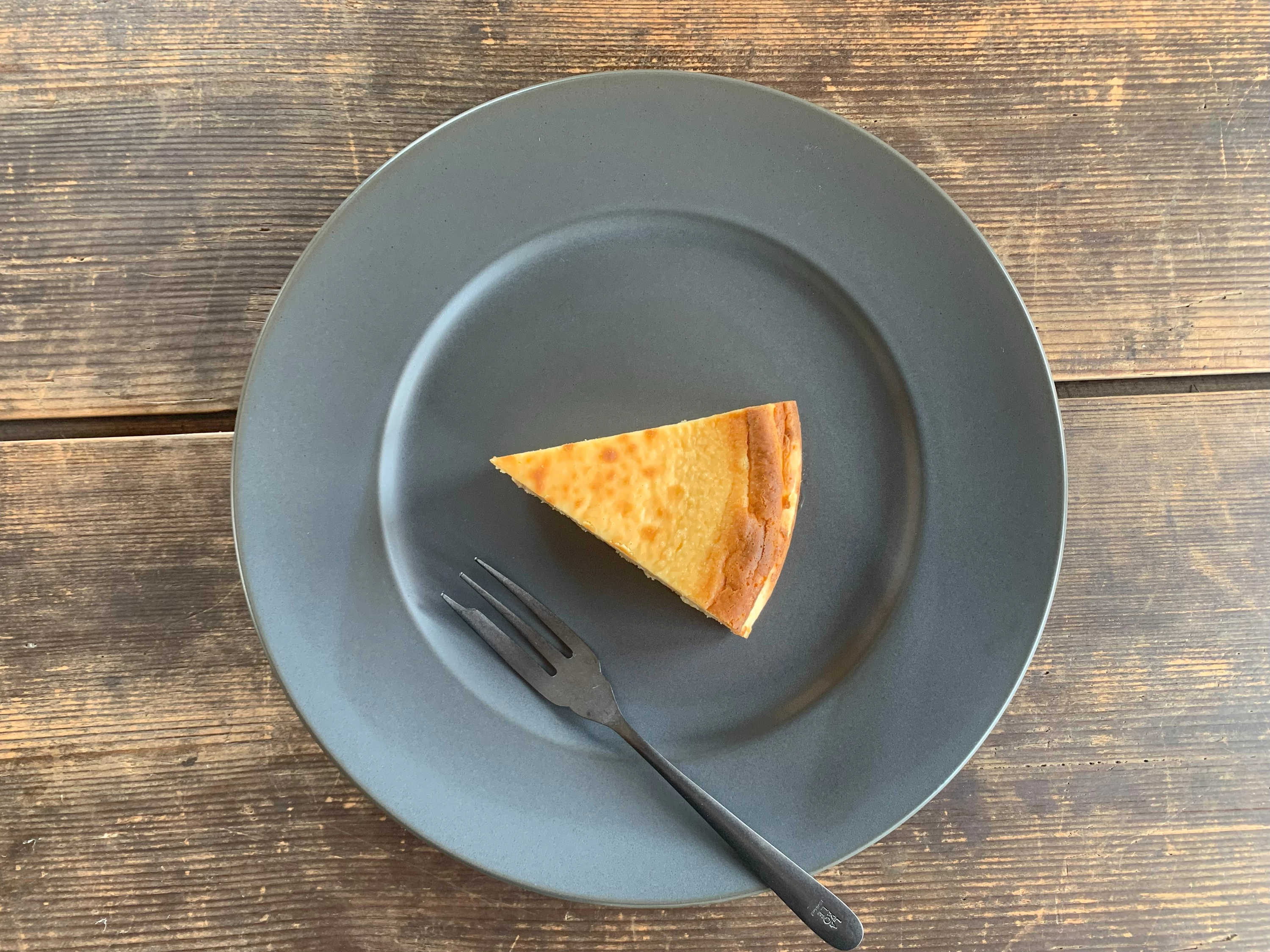 自家製濃厚チーズケーキ