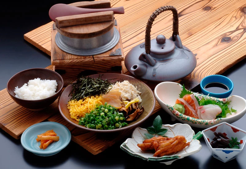 地元名物がふんだんに使われたメニューを豊富にご用意