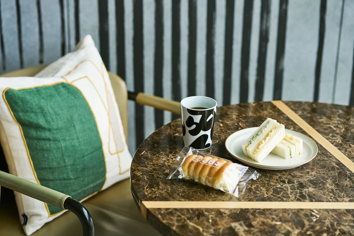 ご近所さんのコロネとサンドウィッチ