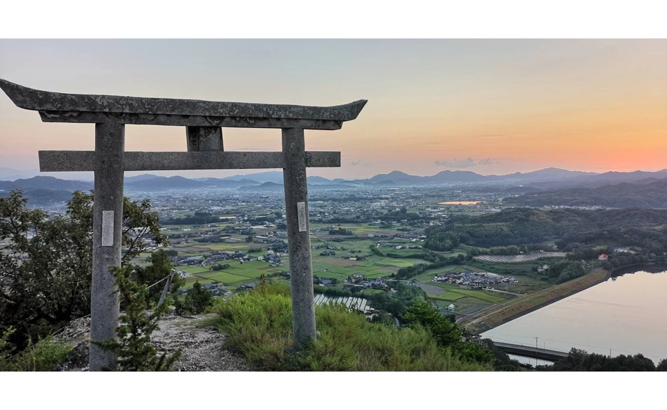 嶽山①